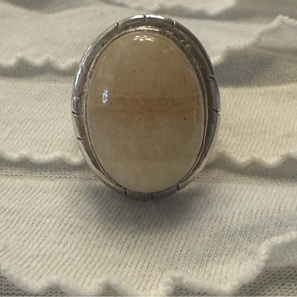 Vintage Oval Cream Tan Moonstone Ring Set in 925 Sterling Silver Sz 6.5 Boho - Picture 2 of 10